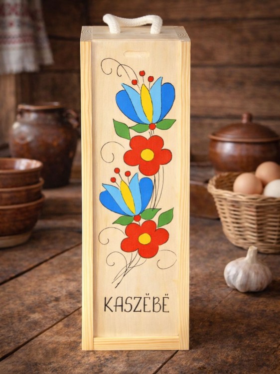 Pudleko-na-butelke zdobione-recznie-elementami-haftu-kaszubskiego-szkoly-zukowskiej.jpg