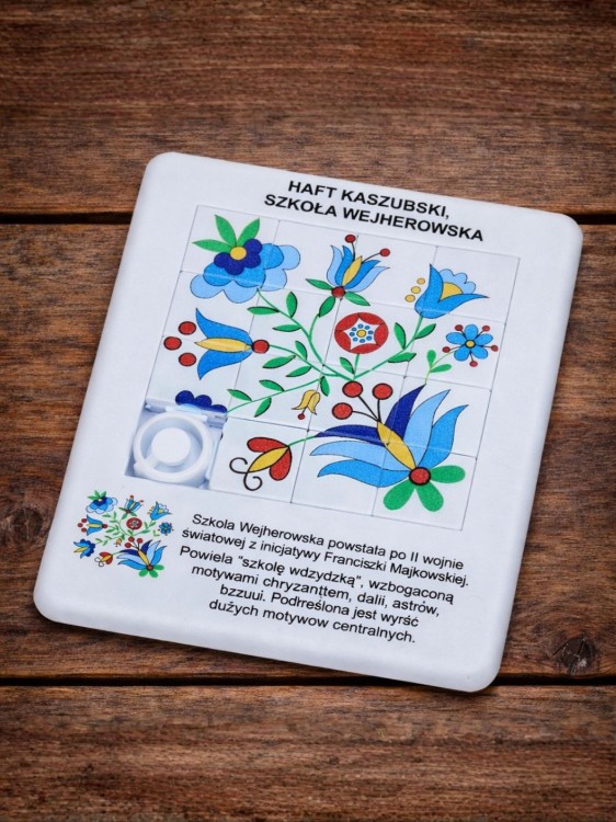 Ukladanka_folk_puzzle_haft_wejherowski.jpg