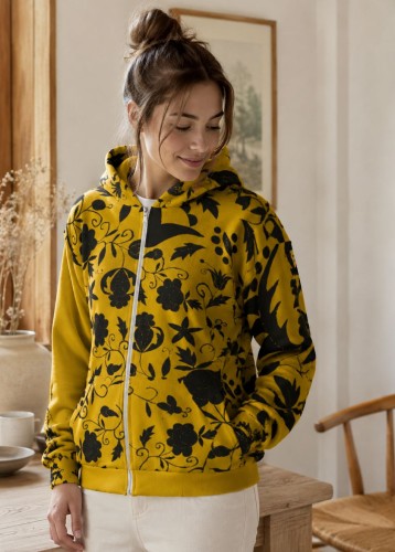rozpinana-bluza-z-kapturem-czarne-kwiaty-folk.jpg