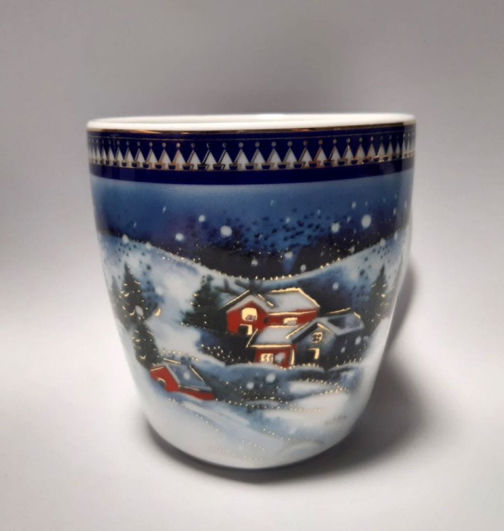 Świąteczny kubek porcelana Lubiana (Wiktoria) (3).jpg